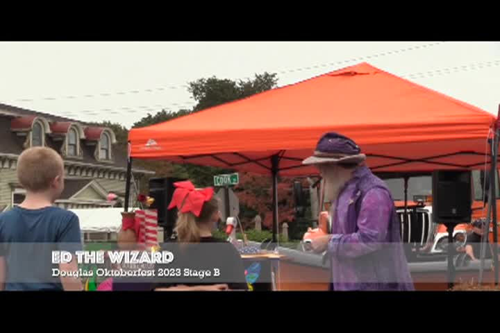 Thumbnail image for Oktoberfest Entertainment Ed The Wizard