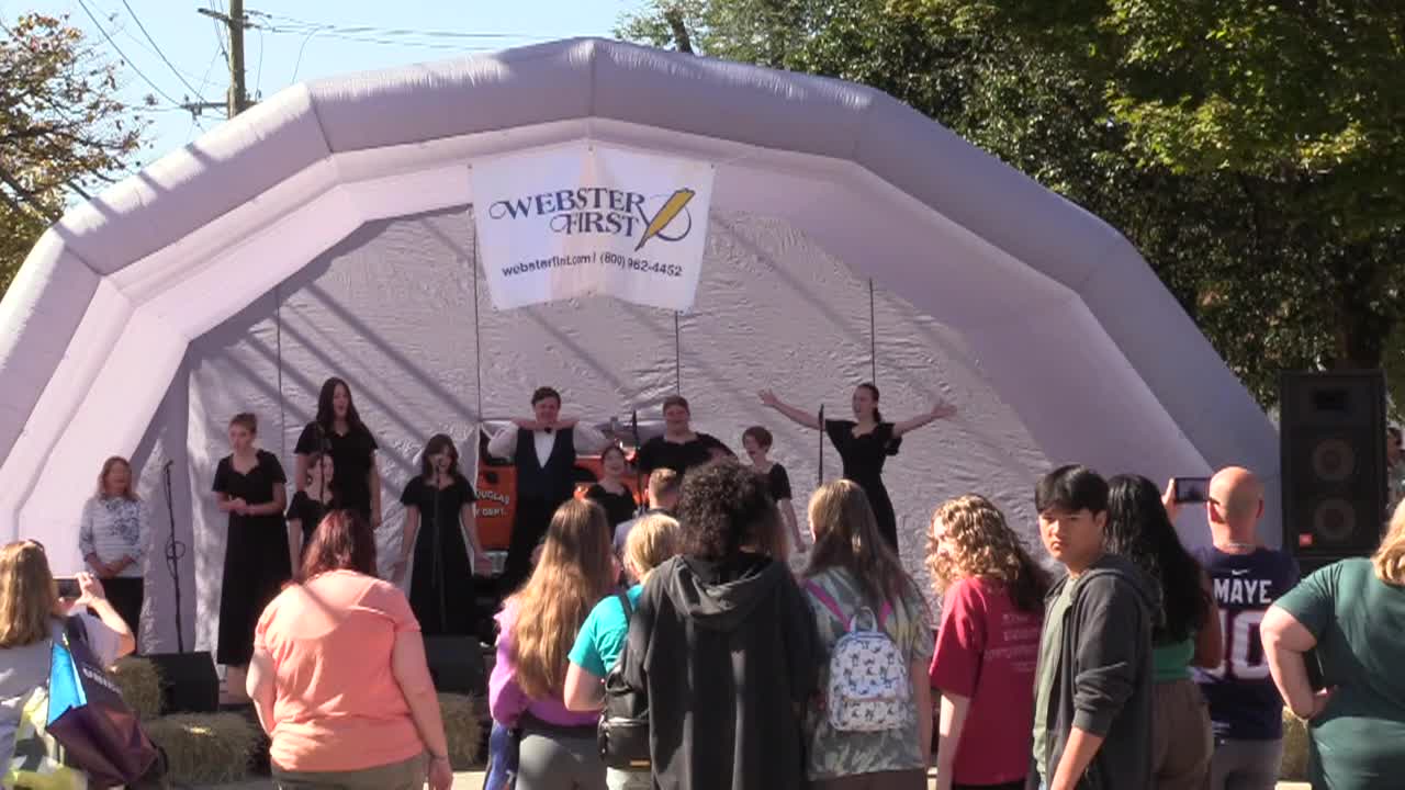 Thumbnail image for OCT 25 DHS Chorus